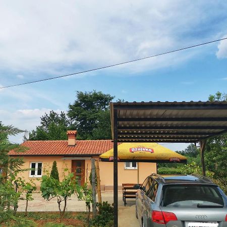 Holiday House Nela ลาบิน ภายนอก รูปภาพ